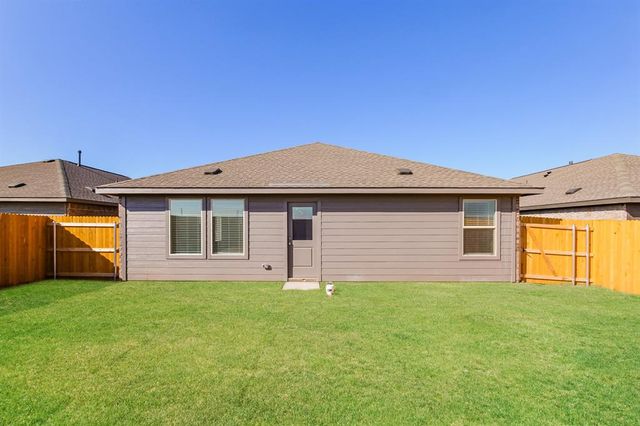 12516 Huntington Ridge Way, Yukon, OK 73099