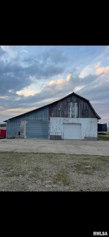 16379 N Sand Road, Fulton, IL 61252