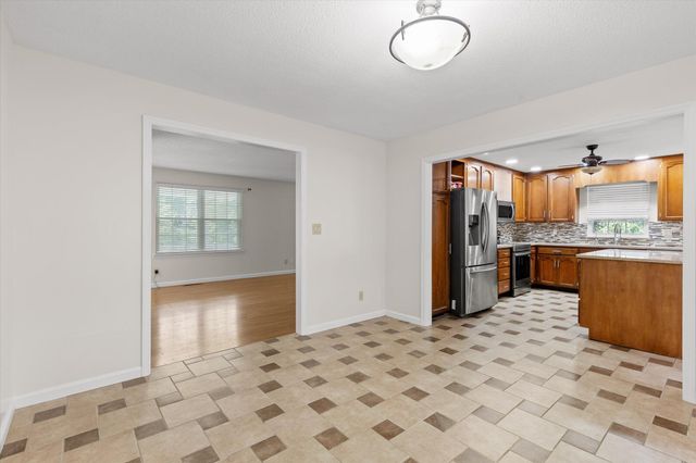 21 Bohr Drive, Chattanooga, TN 37415