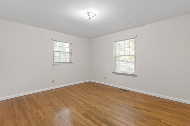 21 Bohr Drive, Chattanooga, TN 37415
