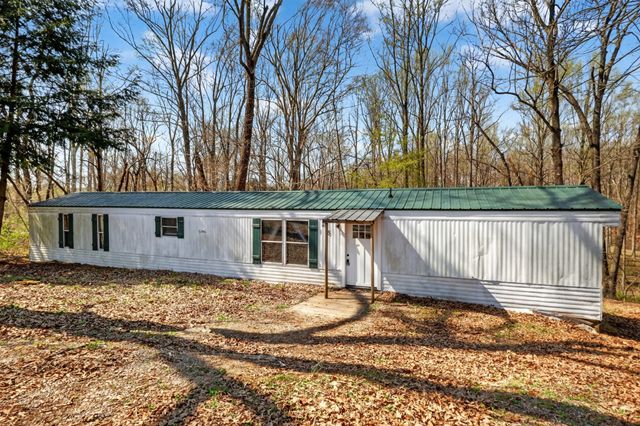 285 George Akins Rd, Westmoreland, TN 37186