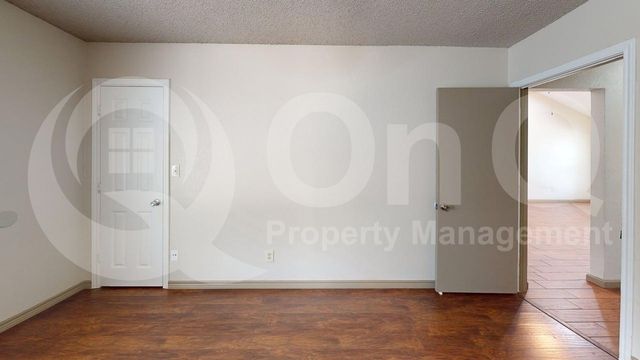 3000 Timothy Lane, Euless, TX 76039