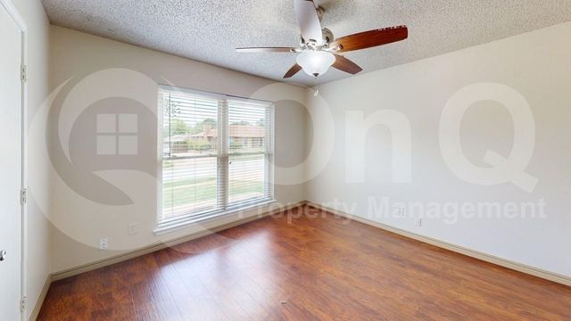 3000 Timothy Lane, Euless, TX 76039