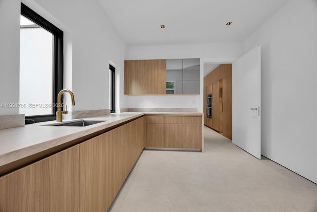 7901 SW 120th St, Pinecrest, FL 33156