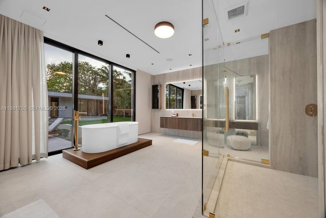 7901 SW 120th St, Pinecrest, FL 33156