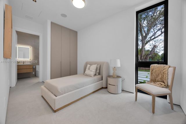 7901 SW 120th St, Pinecrest, FL 33156