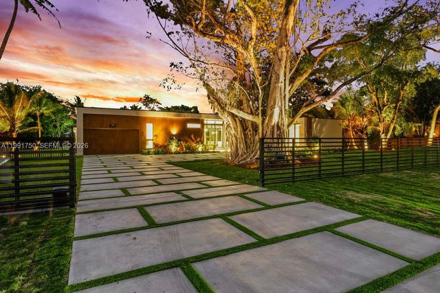 7901 SW 120th St, Pinecrest, FL 33156