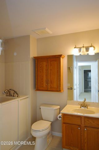 2748 Meadow Lake Drive, Toms River, NJ 08755