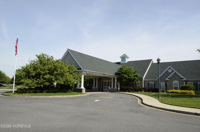 2748 Meadow Lake Drive, Toms River, NJ 08755