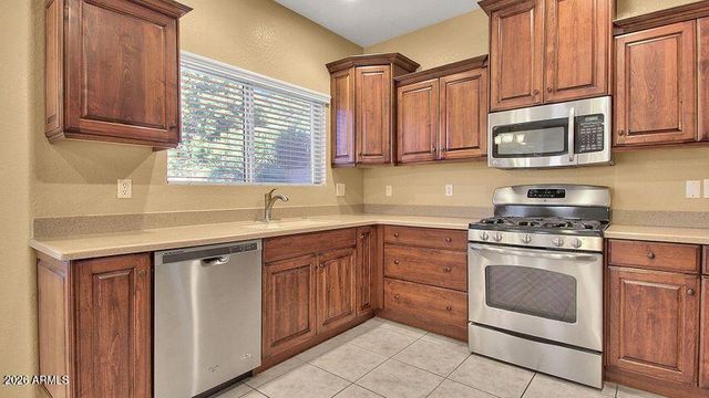4670 W BINNER Drive, Chandler, AZ 85226