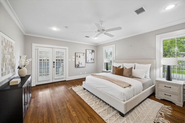 200 E 26th Street, Houston, TX 77008