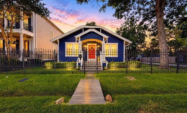 200 E 26th Street, Houston, TX 77008