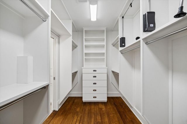200 E 26th Street, Houston, TX 77008