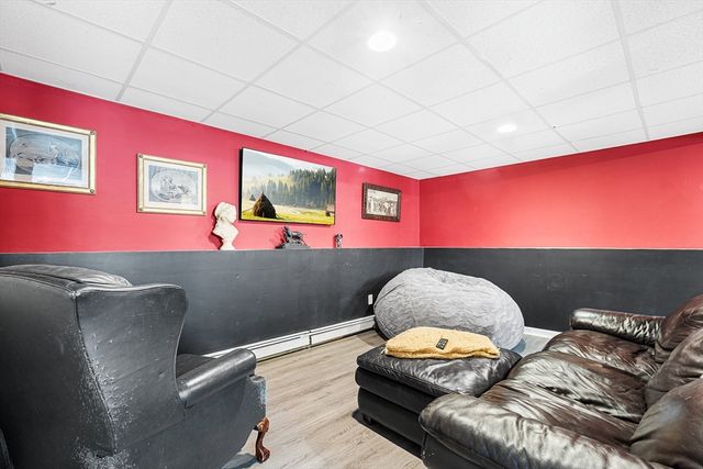 52 Deanville Rd, Attleboro, MA 02703