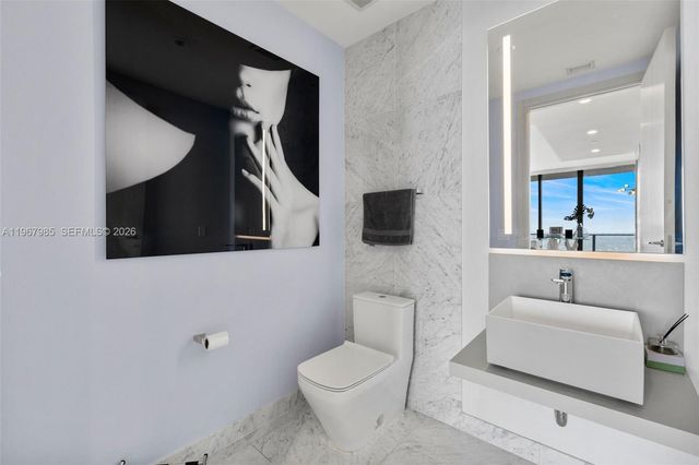 1000 Brickell Plz PH5304, Miami, FL 33131