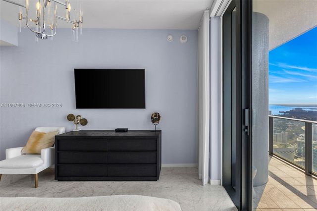 1000 Brickell Plz PH5304, Miami, FL 33131