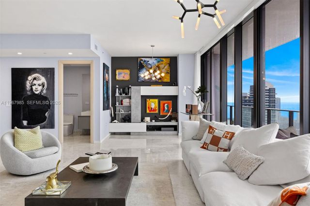 1000 Brickell Plz PH5304, Miami, FL 33131