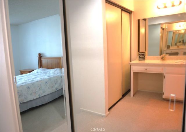 2330 Vanguard F102, Costa Mesa, CA 92626