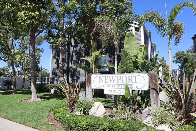 2330 Vanguard F102, Costa Mesa, CA 92626