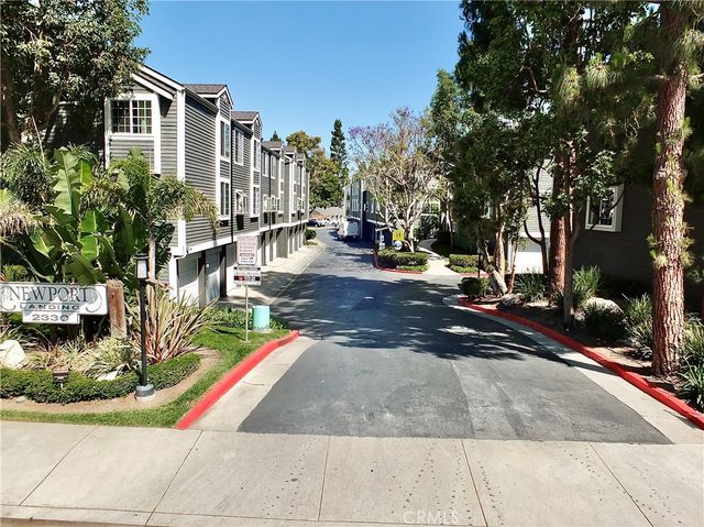 2330 Vanguard F102, Costa Mesa, CA 92626