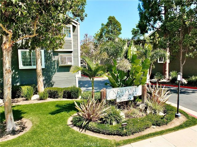 2330 Vanguard F102, Costa Mesa, CA 92626