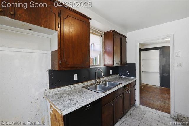 20247 Prevost Street, Detroit, MI 48235