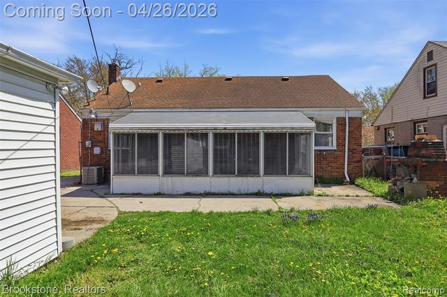 20247 Prevost Street, Detroit, MI 48235