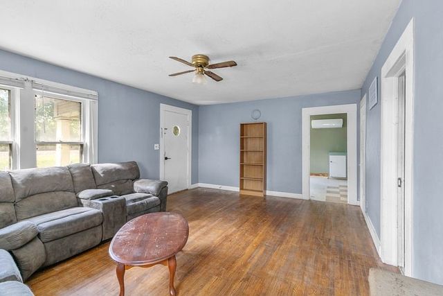 400 W Front Street, Trinidad, TX 75163