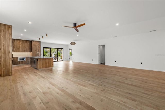 1675 5TH STREET, Sarasota, FL 34236