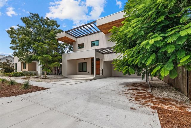 1675 5TH STREET, Sarasota, FL 34236