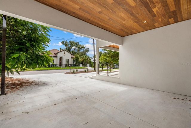1675 5TH STREET, Sarasota, FL 34236
