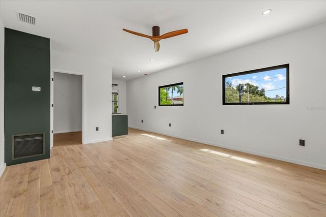 1675 5TH STREET, Sarasota, FL 34236