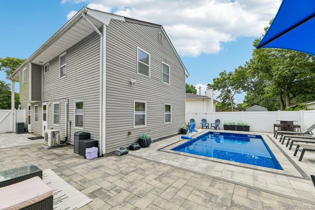 234 Buffalo Avenue, Medford, NY 11763