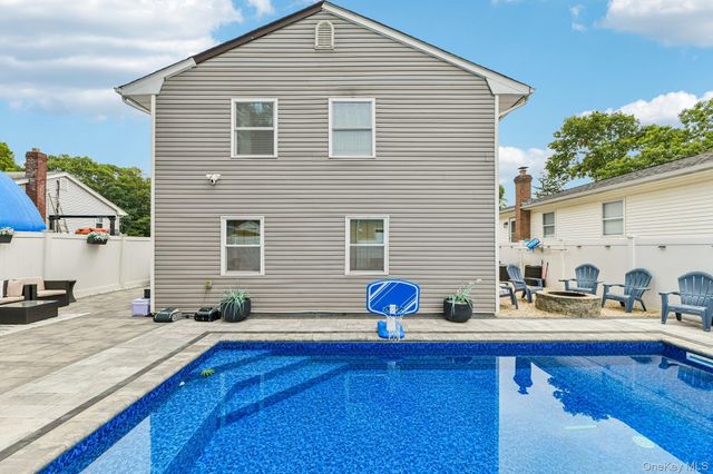 234 Buffalo Avenue, Medford, NY 11763