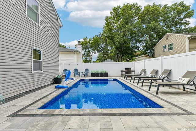 234 Buffalo Avenue, Medford, NY 11763