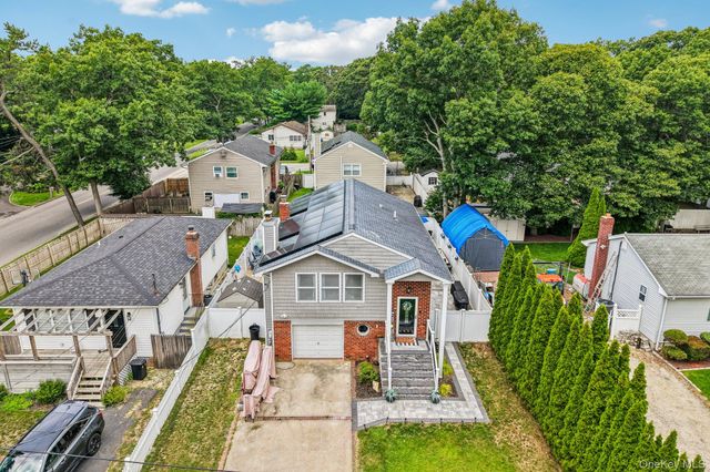 234 Buffalo Avenue, Medford, NY 11763