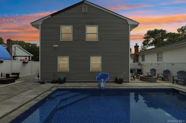 234 Buffalo Avenue, Medford, NY 11763
