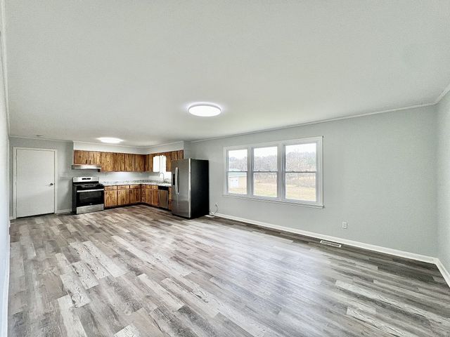 1595 Hurricane Creek Rd, Lawrenceburg, TN 38464