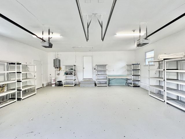 1595 Hurricane Creek Rd, Lawrenceburg, TN 38464