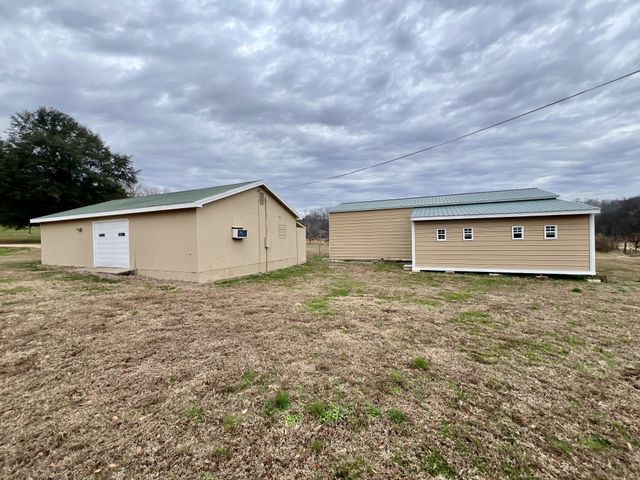 1595 Hurricane Creek Rd, Lawrenceburg, TN 38464