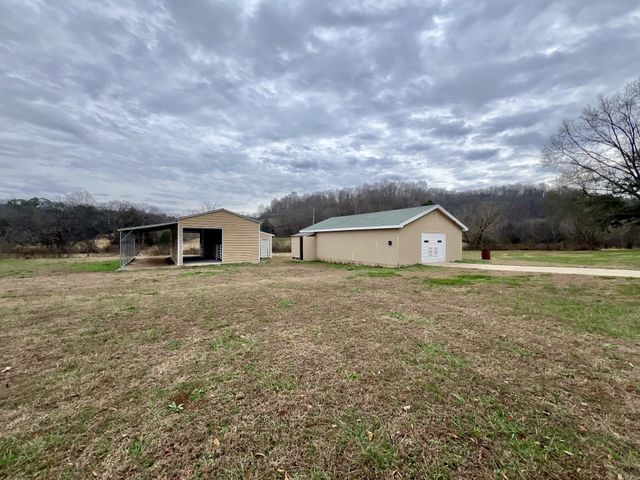1595 Hurricane Creek Rd, Lawrenceburg, TN 38464