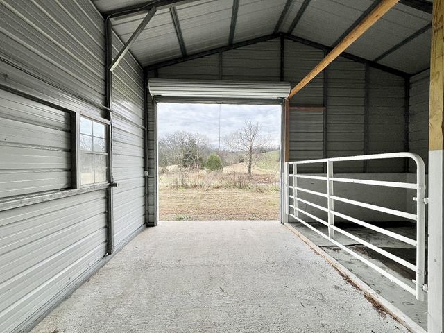 1595 Hurricane Creek Rd, Lawrenceburg, TN 38464