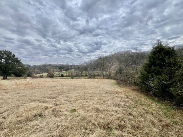 1595 Hurricane Creek Rd, Lawrenceburg, TN 38464