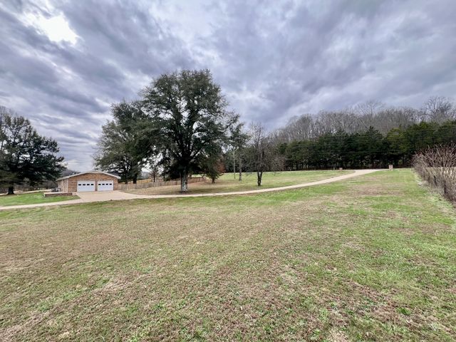 1595 Hurricane Creek Rd, Lawrenceburg, TN 38464