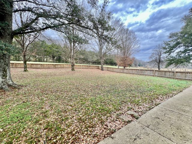 1595 Hurricane Creek Rd, Lawrenceburg, TN 38464