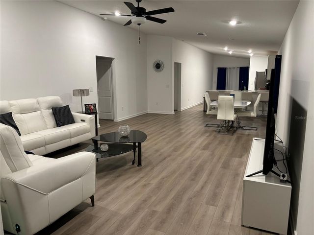 5761 HELMSMAN COURT, Tampa, FL 33619