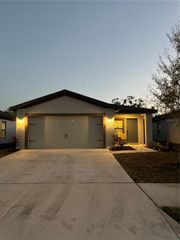5761 HELMSMAN COURT, Tampa, FL 33619