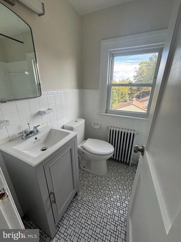 3050 CONCORD RD, Aston, PA 19014