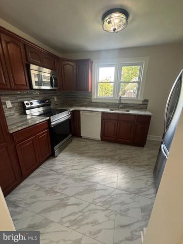 3050 CONCORD RD, Aston, PA 19014