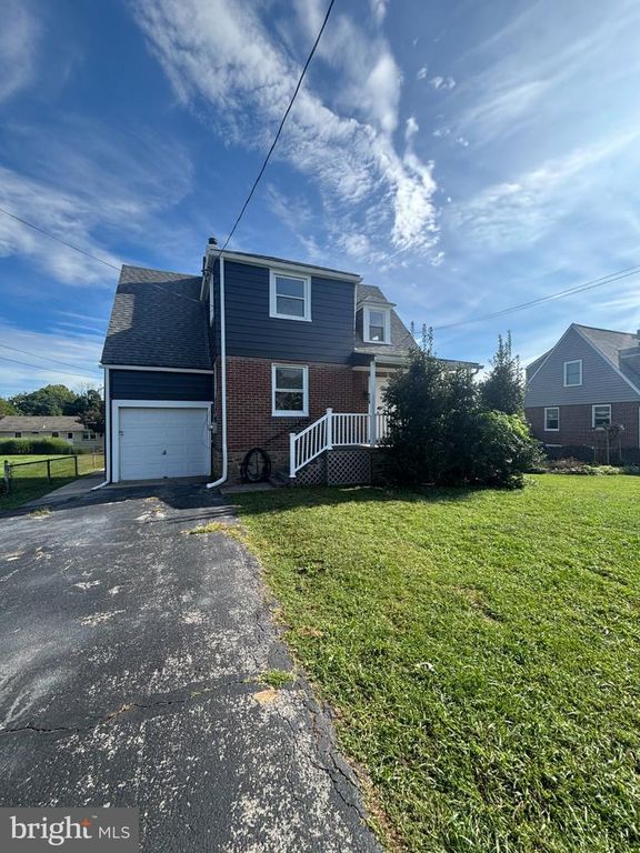 3050 CONCORD RD, Aston, PA 19014